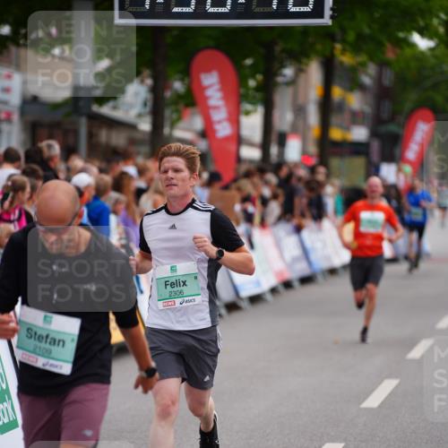 20.09.2026 - PSD Bank Halbmarathon LAZAROV Photography http://msf.ph/oto/10502983 20.09.2026 11:36:17 Ziel 1193, 1781, 2109, 2306, 4500 meine-sportfotos.de