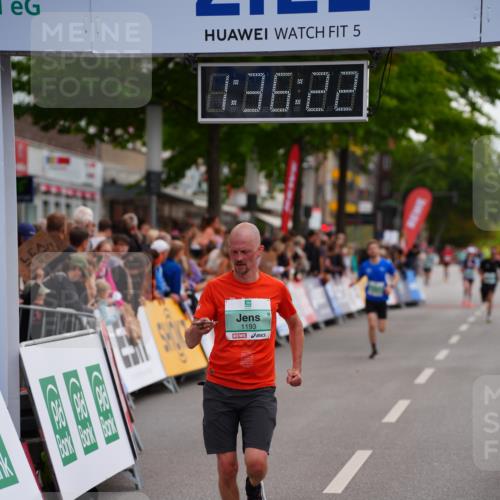 20.09.2026 - PSD Bank Halbmarathon LAZAROV Photography http://msf.ph/oto/10503004 20.09.2026 11:36:22 Ziel 1193, 2109, 2306 meine-sportfotos.de