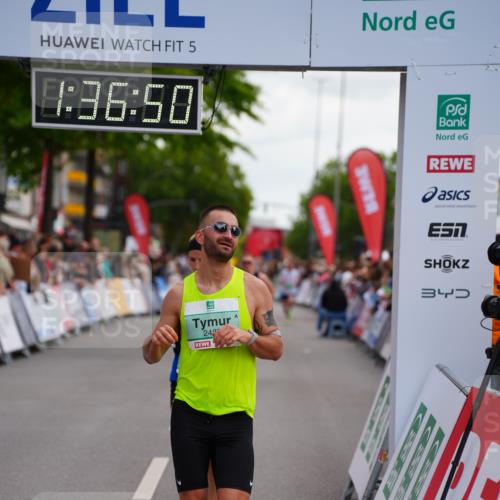 20.09.2026 - PSD Bank Halbmarathon LAZAROV Photography http://msf.ph/oto/10503117 20.09.2026 11:36:50 Ziel 1319, 1670, 2157, 2487, 2722, 4143, 4503 meine-sportfotos.de
