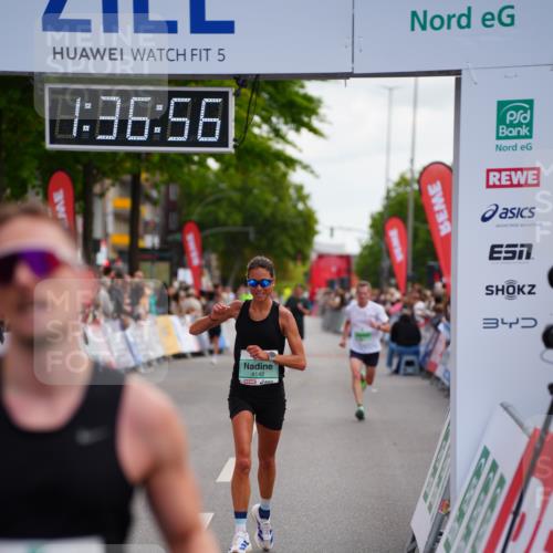 20.09.2026 - PSD Bank Halbmarathon LAZAROV Photography http://msf.ph/oto/10503153 20.09.2026 11:36:55 Ziel 1319, 1670, 2487, 4142, 4503, 4651 meine-sportfotos.de