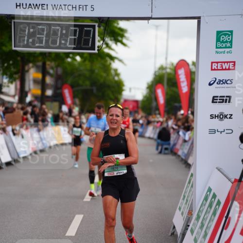20.09.2026 - PSD Bank Halbmarathon LAZAROV Photography http://msf.ph/oto/10503302 20.09.2026 11:37:27 Ziel 1676, 3295, 3312, 4132, 4571 meine-sportfotos.de