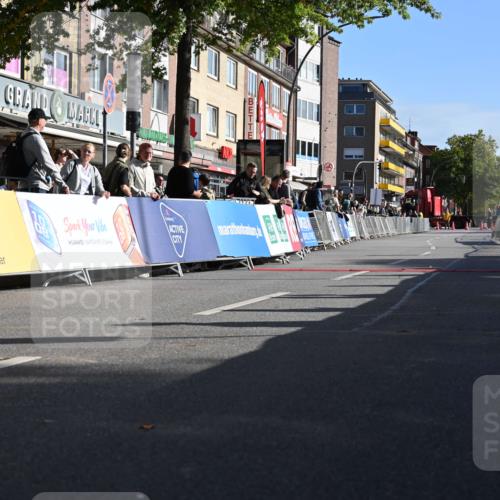 20.09.2026 - PSD Bank Halbmarathon J. Mangold http://msf.ph/oto/10503314 20.09.2026 10:24:33 Ziel  meine-sportfotos.de