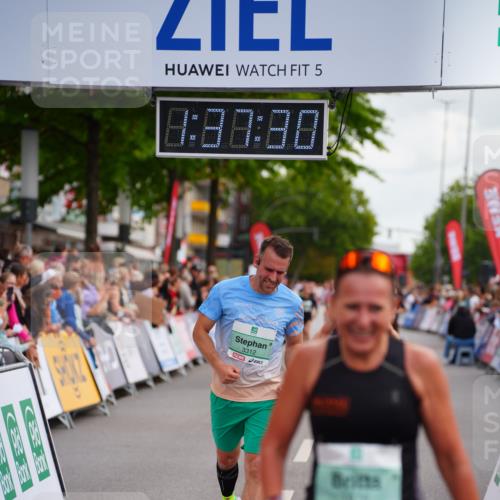 20.09.2026 - PSD Bank Halbmarathon LAZAROV Photography http://msf.ph/oto/10503320 20.09.2026 11:37:29 Ziel 1676, 3295, 3312, 3629, 4132, 4571 meine-sportfotos.de