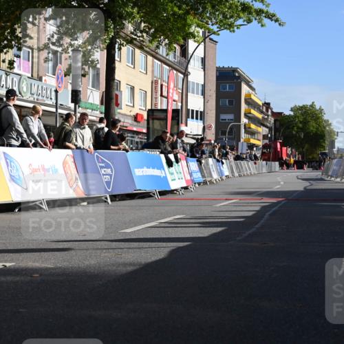 20.09.2026 - PSD Bank Halbmarathon J. Mangold http://msf.ph/oto/10503323 20.09.2026 10:25:07 Ziel  meine-sportfotos.de