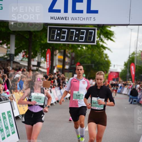 20.09.2026 - PSD Bank Halbmarathon LAZAROV Photography http://msf.ph/oto/10503387 20.09.2026 11:37:37 Ziel 1291, 1353, 1944, 2500, 2735, 3312, 3629, 4132 meine-sportfotos.de