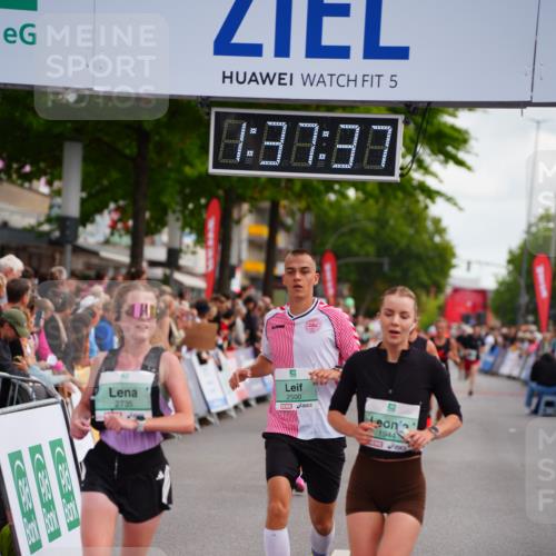 20.09.2026 - PSD Bank Halbmarathon LAZAROV Photography http://msf.ph/oto/10503395 20.09.2026 11:37:37 Ziel 1291, 1353, 1944, 2500, 2735, 3312, 3629, 4132 meine-sportfotos.de