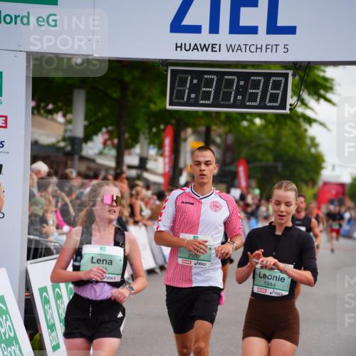 20.09.2026 - PSD Bank Halbmarathon LAZAROV Photography http://msf.ph/oto/10503403 20.09.2026 11:37:37 Ziel 1291, 1353, 1944, 2500, 2735, 3312, 3629, 4132 meine-sportfotos.de