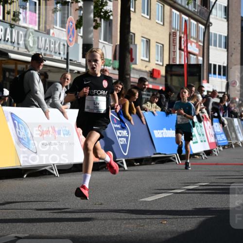 20.09.2026 - PSD Bank Halbmarathon J. Mangold http://msf.ph/oto/10503417 20.09.2026 10:27:26 Ziel 101, 201, 348, 372 meine-sportfotos.de