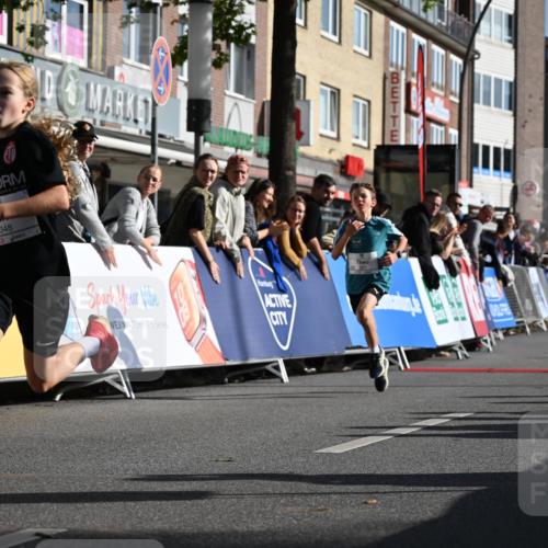 20.09.2026 - PSD Bank Halbmarathon J. Mangold http://msf.ph/oto/10503421 20.09.2026 10:27:26 Ziel 101, 201, 348, 372 meine-sportfotos.de