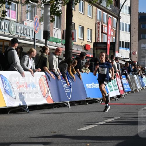 20.09.2026 - PSD Bank Halbmarathon J. Mangold http://msf.ph/oto/10503439 20.09.2026 10:27:41 Ziel 345, 412 meine-sportfotos.de