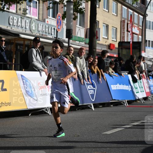 20.09.2026 - PSD Bank Halbmarathon J. Mangold http://msf.ph/oto/10503496 20.09.2026 10:27:53 Ziel 130, 216, 241, 250, 271, 445, 457 meine-sportfotos.de