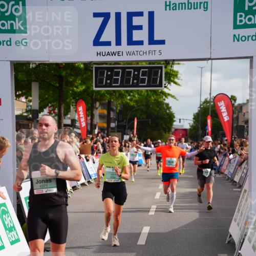 20.09.2026 - PSD Bank Halbmarathon LAZAROV Photography http://msf.ph/oto/10503511 20.09.2026 11:37:50 Ziel 1219, 3100, 3296, 4127, 4371, 4766 meine-sportfotos.de