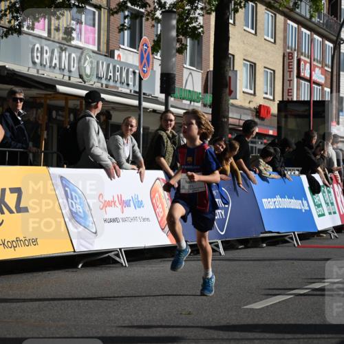 20.09.2026 - PSD Bank Halbmarathon J. Mangold http://msf.ph/oto/10503560 20.09.2026 10:28:00 Ziel 123, 130, 216, 241, 250, 271, 419, 445 meine-sportfotos.de