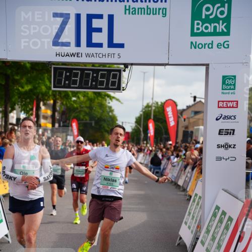 20.09.2026 - PSD Bank Halbmarathon LAZAROV Photography http://msf.ph/oto/10503574 20.09.2026 11:37:57 Ziel 1219, 2161, 3100, 4163, 4371, 4415, 4437, 4766 meine-sportfotos.de