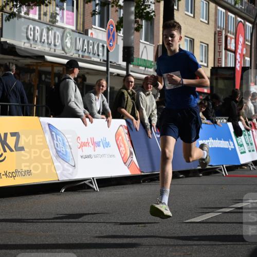20.09.2026 - PSD Bank Halbmarathon J. Mangold http://msf.ph/oto/10503581 20.09.2026 10:28:05 Ziel 123, 130, 262, 271, 419 meine-sportfotos.de