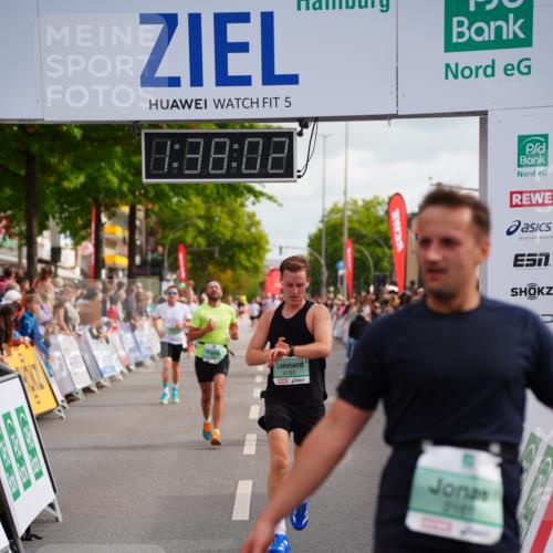 20.09.2026 - PSD Bank Halbmarathon LAZAROV Photography http://msf.ph/oto/10503609 20.09.2026 11:38:02 Ziel 1062, 1187, 2161, 4163, 4197, 4415, 4437 meine-sportfotos.de
