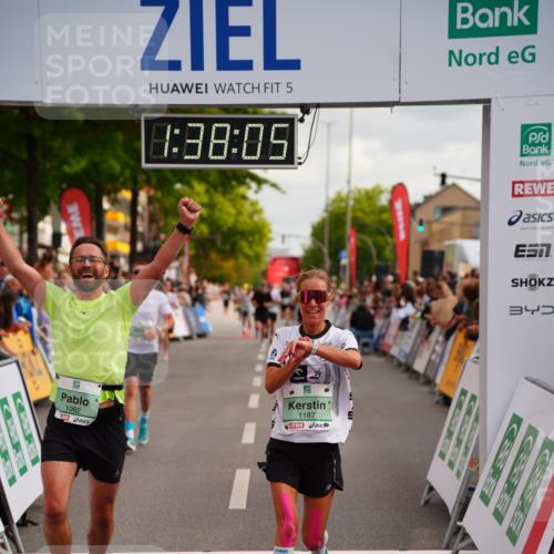20.09.2026 - PSD Bank Halbmarathon LAZAROV Photography http://msf.ph/oto/10503643 20.09.2026 11:38:05 Ziel 1062, 1187, 2161, 3164, 4163, 4197, 4415, 4437 meine-sportfotos.de