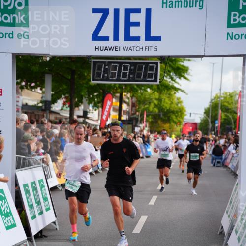 20.09.2026 - PSD Bank Halbmarathon LAZAROV Photography http://msf.ph/oto/10503675 20.09.2026 11:38:13 Ziel 2668, 3095, 3164, 3631, 4147 meine-sportfotos.de