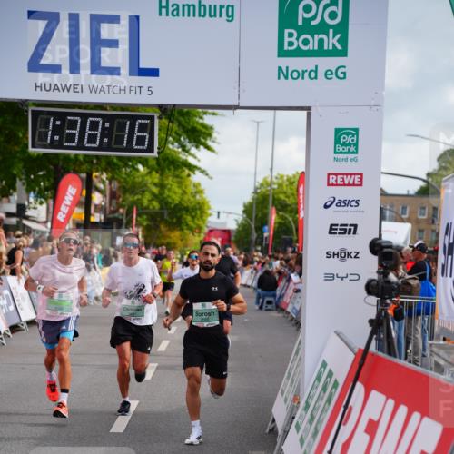 20.09.2026 - PSD Bank Halbmarathon LAZAROV Photography http://msf.ph/oto/10503699 20.09.2026 11:38:15 Ziel 2668, 2673, 3095, 3164, 3631, 3990, 4147 meine-sportfotos.de