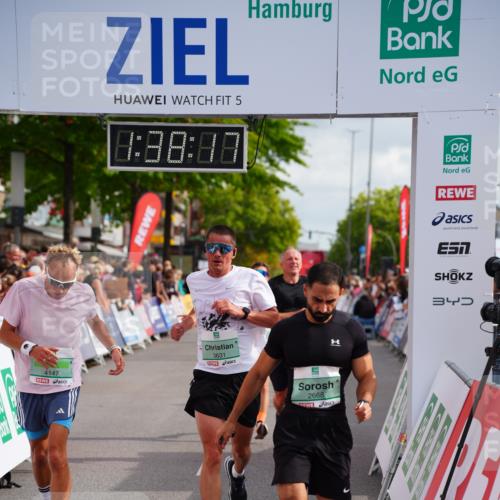 20.09.2026 - PSD Bank Halbmarathon LAZAROV Photography http://msf.ph/oto/10503711 20.09.2026 11:38:17 Ziel 2668, 2673, 3095, 3631, 3990, 4147 meine-sportfotos.de