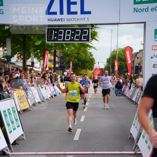 20.09.2026 - PSD Bank Halbmarathon LAZAROV Photography http://msf.ph/oto/10503745 20.09.2026 11:38:21 Ziel 2668, 2673, 3095, 3464, 3631, 3990, 4147, 4767 meine-sportfotos.de