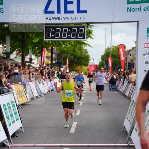 20.09.2026 - PSD Bank Halbmarathon LAZAROV Photography http://msf.ph/oto/10503749 20.09.2026 11:38:21 Ziel 2668, 2673, 3095, 3464, 3631, 3990, 4147, 4767 meine-sportfotos.de