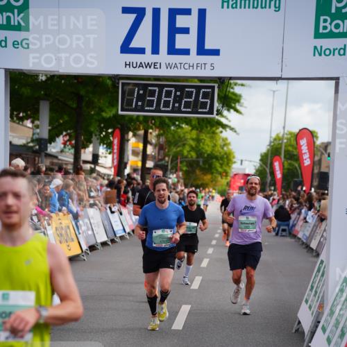 20.09.2026 - PSD Bank Halbmarathon LAZAROV Photography http://msf.ph/oto/10503767 20.09.2026 11:38:24 Ziel 1036, 2668, 2673, 2691, 3464, 3631, 3990, 4147, 4344, 4767 meine-sportfotos.de