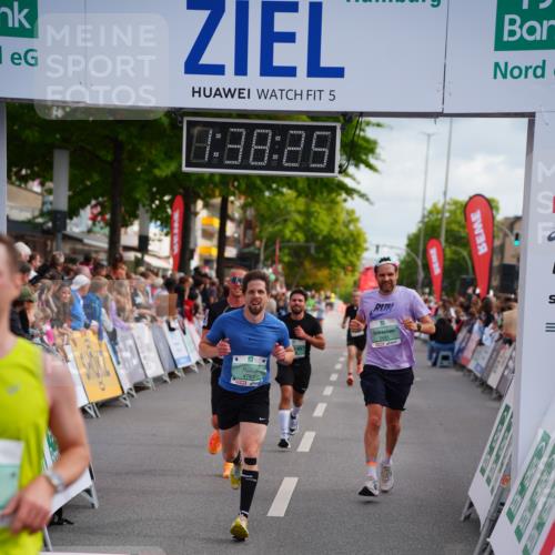 20.09.2026 - PSD Bank Halbmarathon LAZAROV Photography http://msf.ph/oto/10503771 20.09.2026 11:38:24 Ziel 1036, 2668, 2673, 2691, 3464, 3631, 3990, 4147, 4344, 4767 meine-sportfotos.de