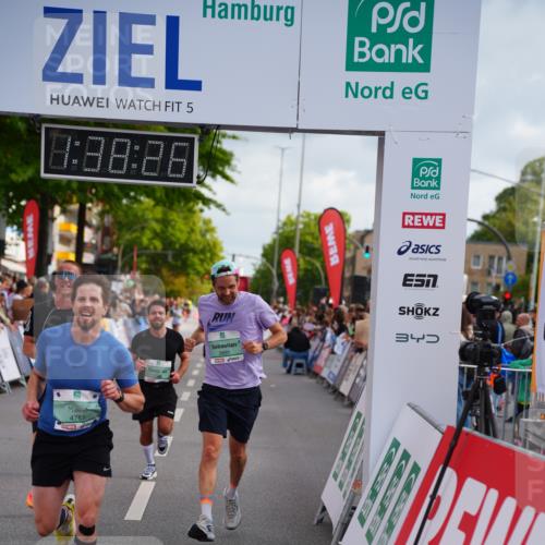20.09.2026 - PSD Bank Halbmarathon LAZAROV Photography http://msf.ph/oto/10503774 20.09.2026 11:38:25 Ziel 1036, 2673, 2691, 3464, 3990, 4344, 4767 meine-sportfotos.de