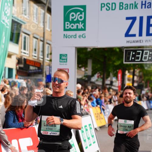 20.09.2026 - PSD Bank Halbmarathon LAZAROV Photography http://msf.ph/oto/10503798 20.09.2026 11:38:28 Ziel 1036, 1915, 2691, 3464, 4344, 4767 meine-sportfotos.de