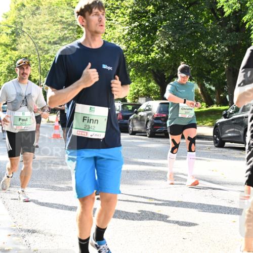 20.09.2026 - PSD Bank Halbmarathon Dr. Thomas Lammeyer http://msf.ph/oto/10503874 20.09.2026 11:00:08 Laufen 3013, 2342, 3097, 1654 meine-sportfotos.de