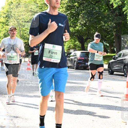 20.09.2026 - PSD Bank Halbmarathon Dr. Thomas Lammeyer http://msf.ph/oto/10503877 20.09.2026 11:00:08 Laufen 3013, 2342, 3097 meine-sportfotos.de