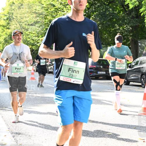 20.09.2026 - PSD Bank Halbmarathon Dr. Thomas Lammeyer http://msf.ph/oto/10503881 20.09.2026 11:00:08 Laufen 4202, 3013, 2342, 3097 meine-sportfotos.de