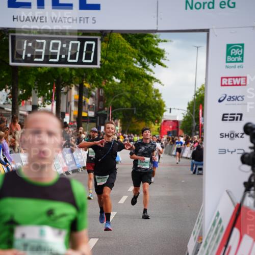 20.09.2026 - PSD Bank Halbmarathon LAZAROV Photography http://msf.ph/oto/10503987 20.09.2026 11:39:00 Ziel 1115, 1298, 1316, 1483, 1954, 2403, 2515, 2550, 3727, 3885 meine-sportfotos.de
