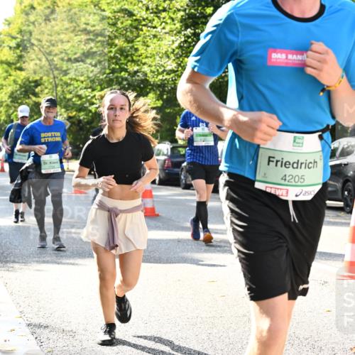 20.09.2026 - PSD Bank Halbmarathon Dr. Thomas Lammeyer http://msf.ph/oto/10504015 20.09.2026 11:00:20 Laufen 4205 meine-sportfotos.de