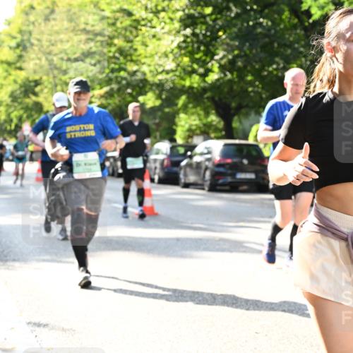 20.09.2026 - PSD Bank Halbmarathon Dr. Thomas Lammeyer http://msf.ph/oto/10504026 20.09.2026 11:00:21 Laufen  meine-sportfotos.de