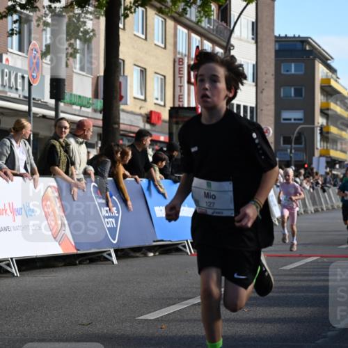 20.09.2026 - PSD Bank Halbmarathon J. Mangold http://msf.ph/oto/10504028 20.09.2026 10:30:13 Ziel 110, 127, 275, 297, 397, 405, 456 meine-sportfotos.de
