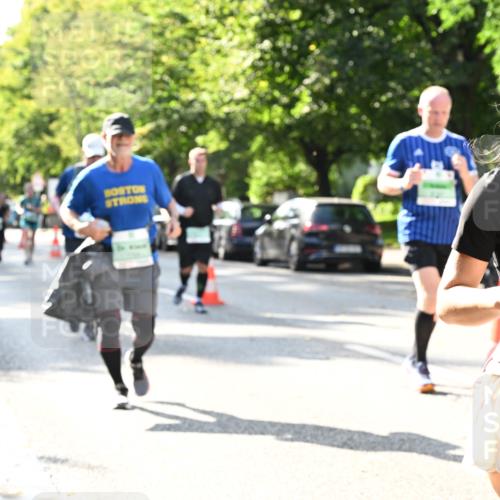 20.09.2026 - PSD Bank Halbmarathon Dr. Thomas Lammeyer http://msf.ph/oto/10504029 20.09.2026 11:00:22 Laufen  meine-sportfotos.de