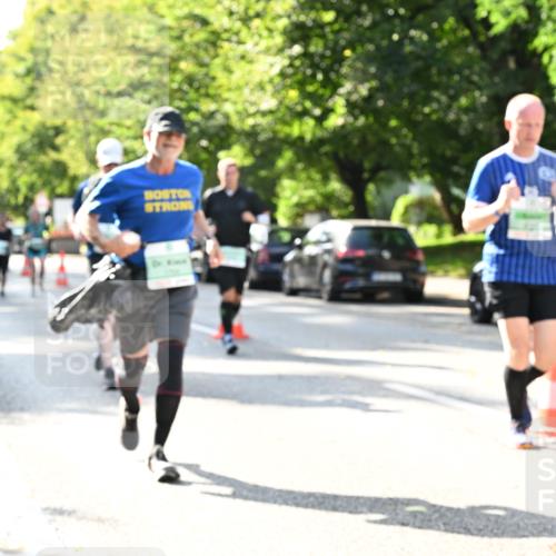 20.09.2026 - PSD Bank Halbmarathon Dr. Thomas Lammeyer http://msf.ph/oto/10504033 20.09.2026 11:00:22 Laufen  meine-sportfotos.de
