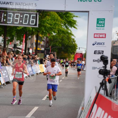 20.09.2026 - PSD Bank Halbmarathon LAZAROV Photography http://msf.ph/oto/10504048 20.09.2026 11:39:05 Ziel 1115, 1316, 1764, 2403, 2515, 3727, 4148, 4661 meine-sportfotos.de
