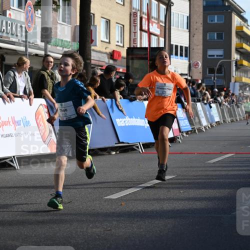 20.09.2026 - PSD Bank Halbmarathon J. Mangold http://msf.ph/oto/10504059 20.09.2026 10:30:17 Ziel 110, 114, 127, 159, 256, 275, 397 meine-sportfotos.de