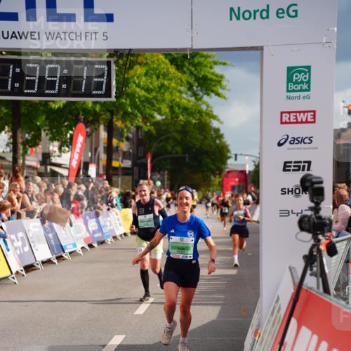 20.09.2026 - PSD Bank Halbmarathon LAZAROV Photography http://msf.ph/oto/10504096 20.09.2026 11:39:12 Ziel 1115, 1764, 4106, 4148, 4661, 4683 meine-sportfotos.de