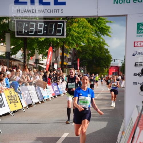20.09.2026 - PSD Bank Halbmarathon LAZAROV Photography http://msf.ph/oto/10504111 20.09.2026 11:39:13 Ziel 1764, 2984, 4106, 4148, 4661, 4683 meine-sportfotos.de