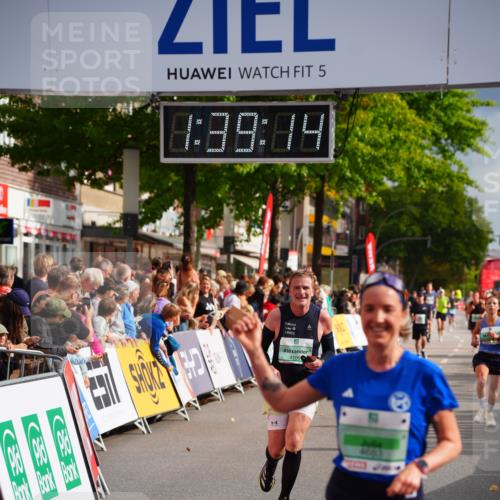 20.09.2026 - PSD Bank Halbmarathon LAZAROV Photography http://msf.ph/oto/10504134 20.09.2026 11:39:14 Ziel 1764, 2984, 4106, 4148, 4661, 4683 meine-sportfotos.de