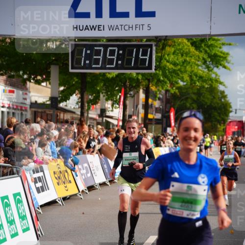 20.09.2026 - PSD Bank Halbmarathon LAZAROV Photography http://msf.ph/oto/10504140 20.09.2026 11:39:14 Ziel 1764, 2984, 4106, 4148, 4661, 4683 meine-sportfotos.de