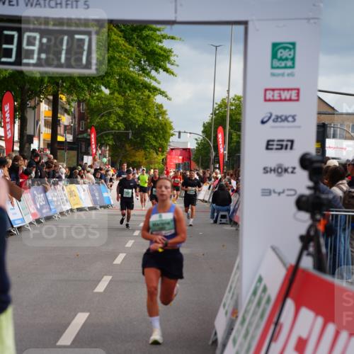 20.09.2026 - PSD Bank Halbmarathon LAZAROV Photography http://msf.ph/oto/10504157 20.09.2026 11:39:17 Ziel 2984, 4106, 4683 meine-sportfotos.de