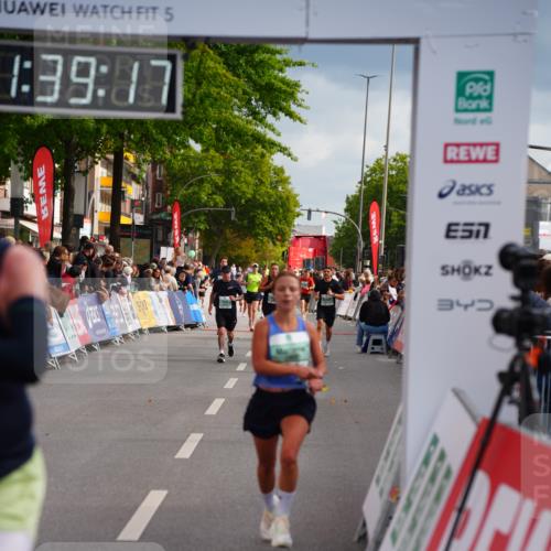 20.09.2026 - PSD Bank Halbmarathon LAZAROV Photography http://msf.ph/oto/10504161 20.09.2026 11:39:17 Ziel 2984, 4106, 4683 meine-sportfotos.de