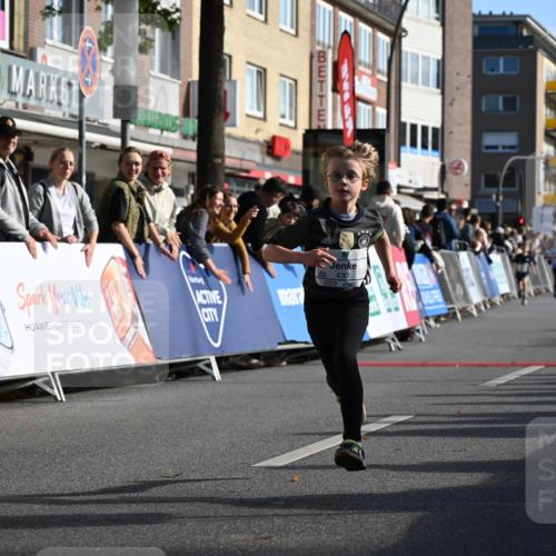 20.09.2026 - PSD Bank Halbmarathon J. Mangold http://msf.ph/oto/10504171 20.09.2026 10:30:47 Ziel 304, 430, 436 meine-sportfotos.de