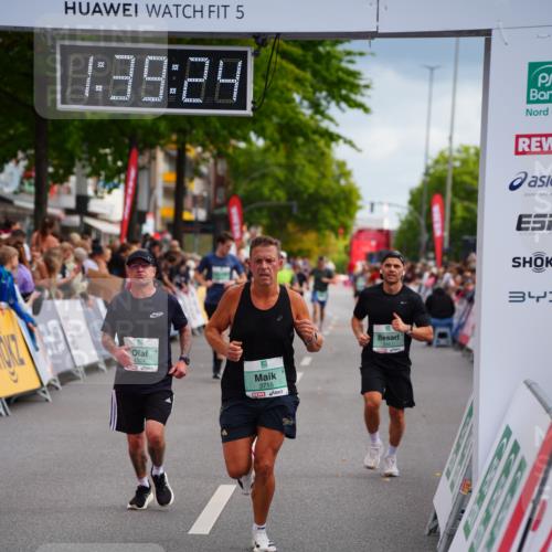20.09.2026 - PSD Bank Halbmarathon LAZAROV Photography http://msf.ph/oto/10504193 20.09.2026 11:39:24 Ziel 2984, 3715, 4324, 4461 meine-sportfotos.de