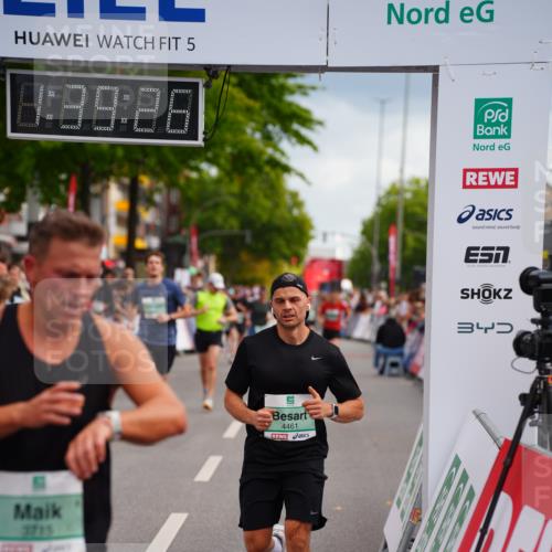 20.09.2026 - PSD Bank Halbmarathon LAZAROV Photography http://msf.ph/oto/10504212 20.09.2026 11:39:25 Ziel 2984, 3121, 3715, 4324, 4461 meine-sportfotos.de